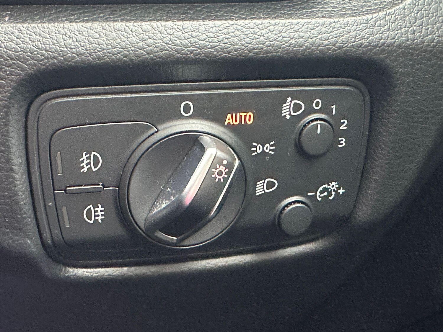 Used Audi A3 2015 for sale - 76270137: Photo 26