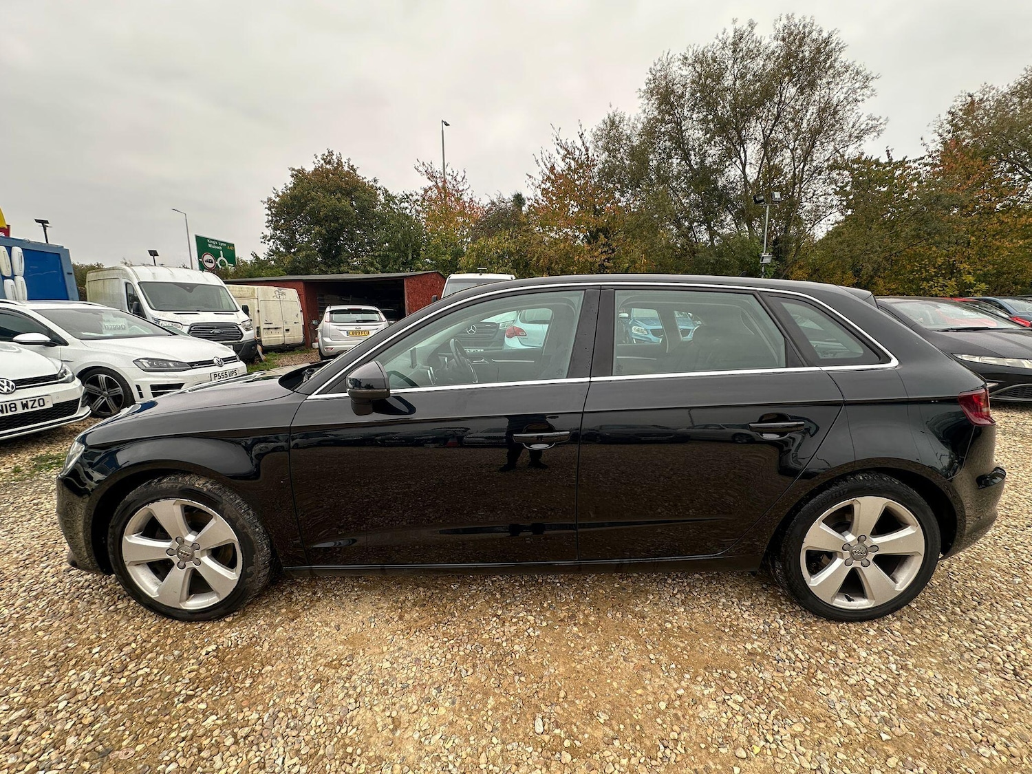 Used Audi A3 2015 for sale - 76270137: Photo 6