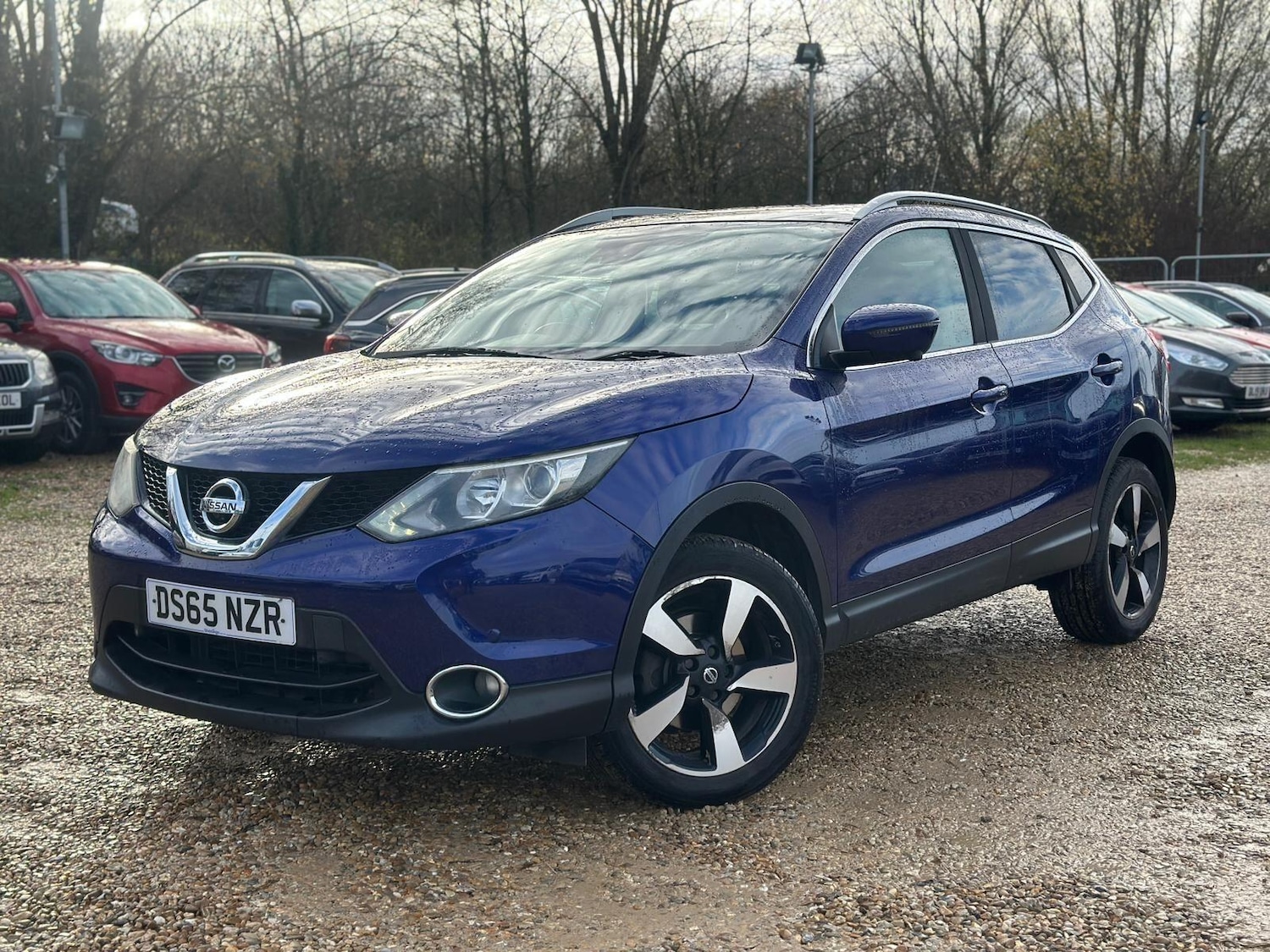 Used Nissan Qashqai 2015 for sale - 76839313: Photo 2