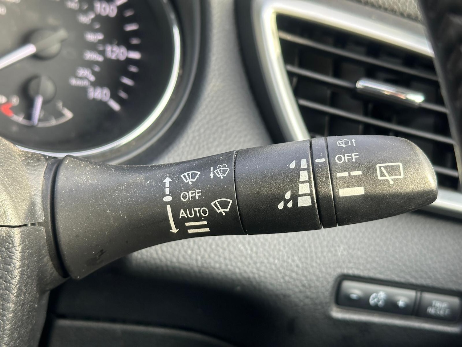 Used Nissan Qashqai 2015 for sale - 76839313: Photo 25