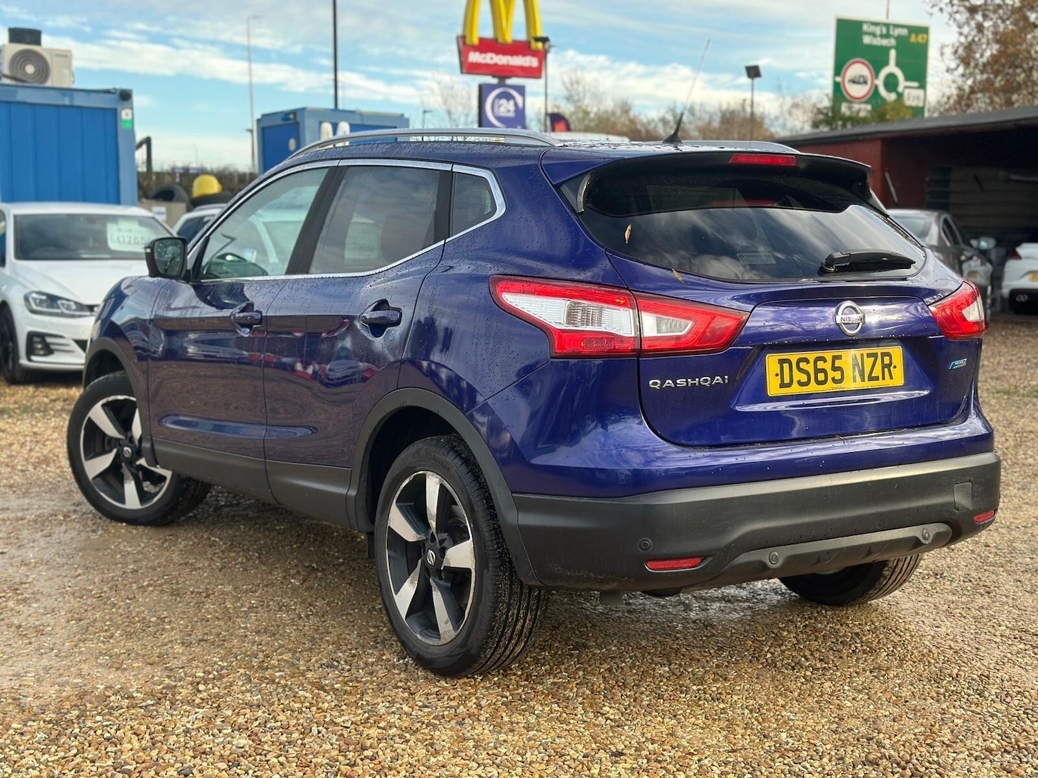 Used Nissan Qashqai 2015 for sale - 76839313: Photo 4