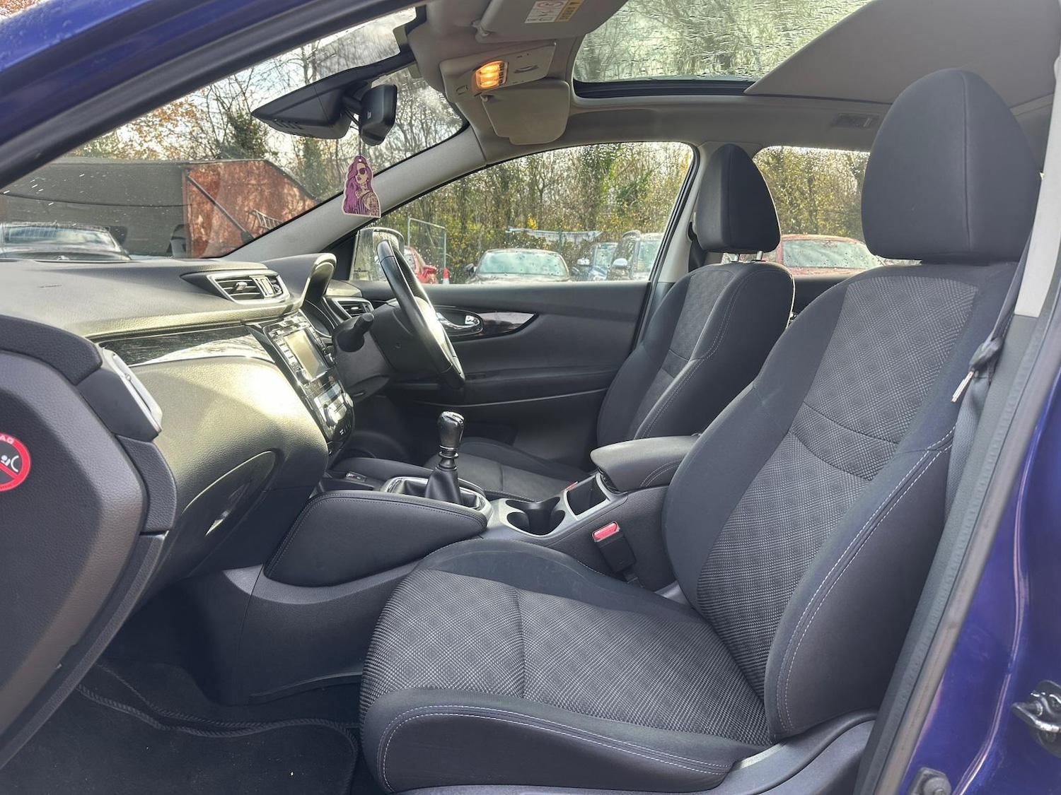 Used Nissan Qashqai 2015 for sale - 76839313: Photo 9