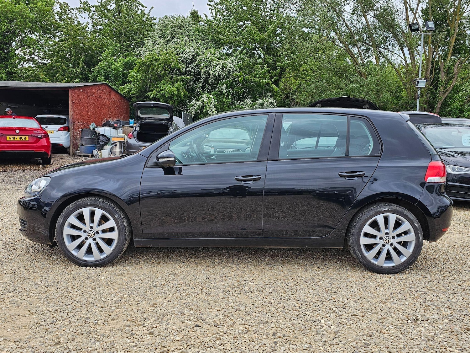 Used Volkswagen Golf 2011 for sale - 76270125: Photo 6