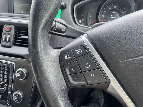 Used Volvo V40 Cross Country 2015 for sale - 75387867: Photo 18