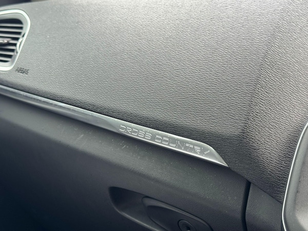 Used Volvo V40 Cross Country 2015 for sale - 75387867: Photo 21