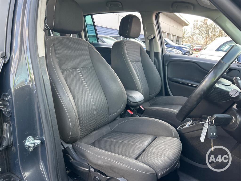 Used Vauxhall Zafira Tourer for sale - 77684062: Photo 6
