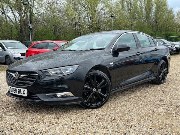 Used Vauxhall Insignia 2019 for sale - 74632009: Photo 2