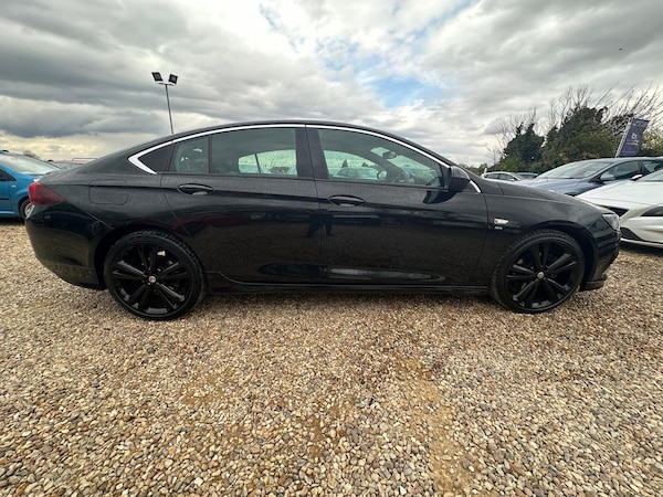 Used Vauxhall Insignia 2019 for sale - 74632009: Photo 5