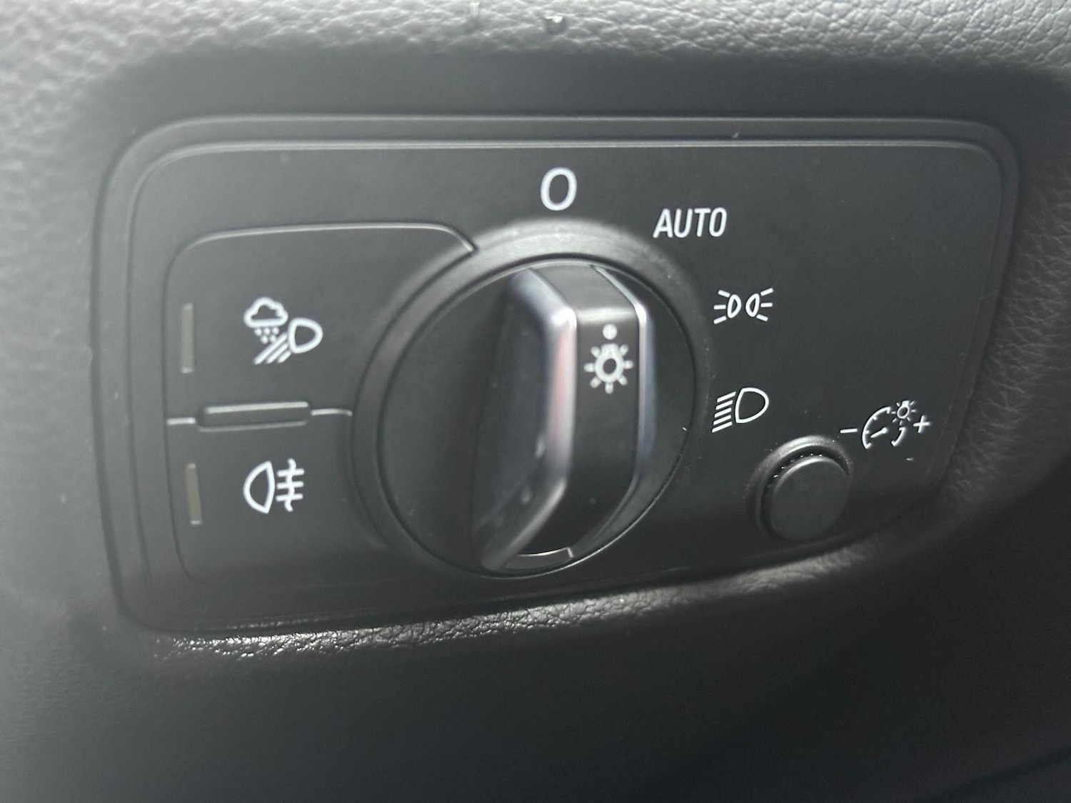 Used Audi A3 2017 for sale - 77376295: Photo 25