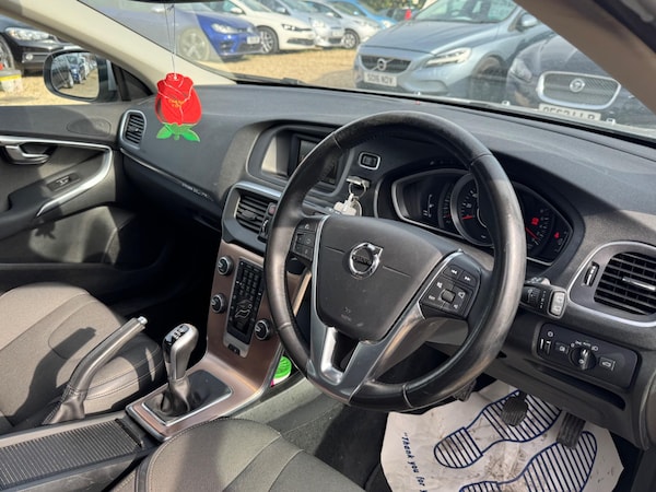 Used Volvo V40 Cross Country 2017 for sale - 75257845: Photo 11