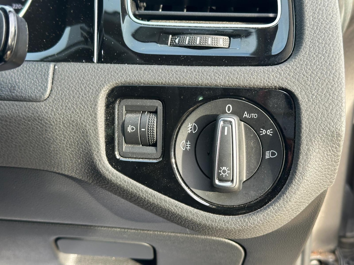 Used Volkswagen Golf 2015 for sale - 77101734: Photo 34