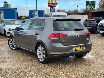 Used Volkswagen Golf 2015 for sale - 77101734: Photo