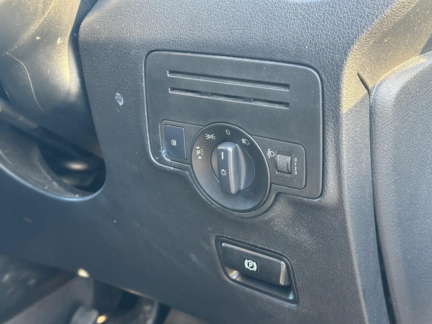 Used Mercedes-Benz Vito 2018 for sale - 77658400: Photo 20