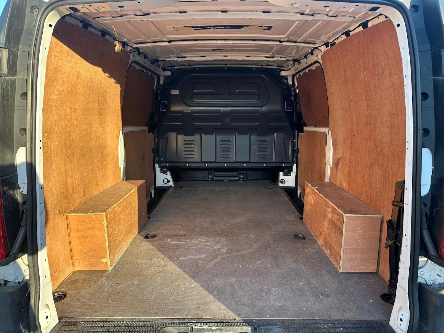 Used Mercedes-Benz Vito 2018 for sale - 77658400: Photo 9