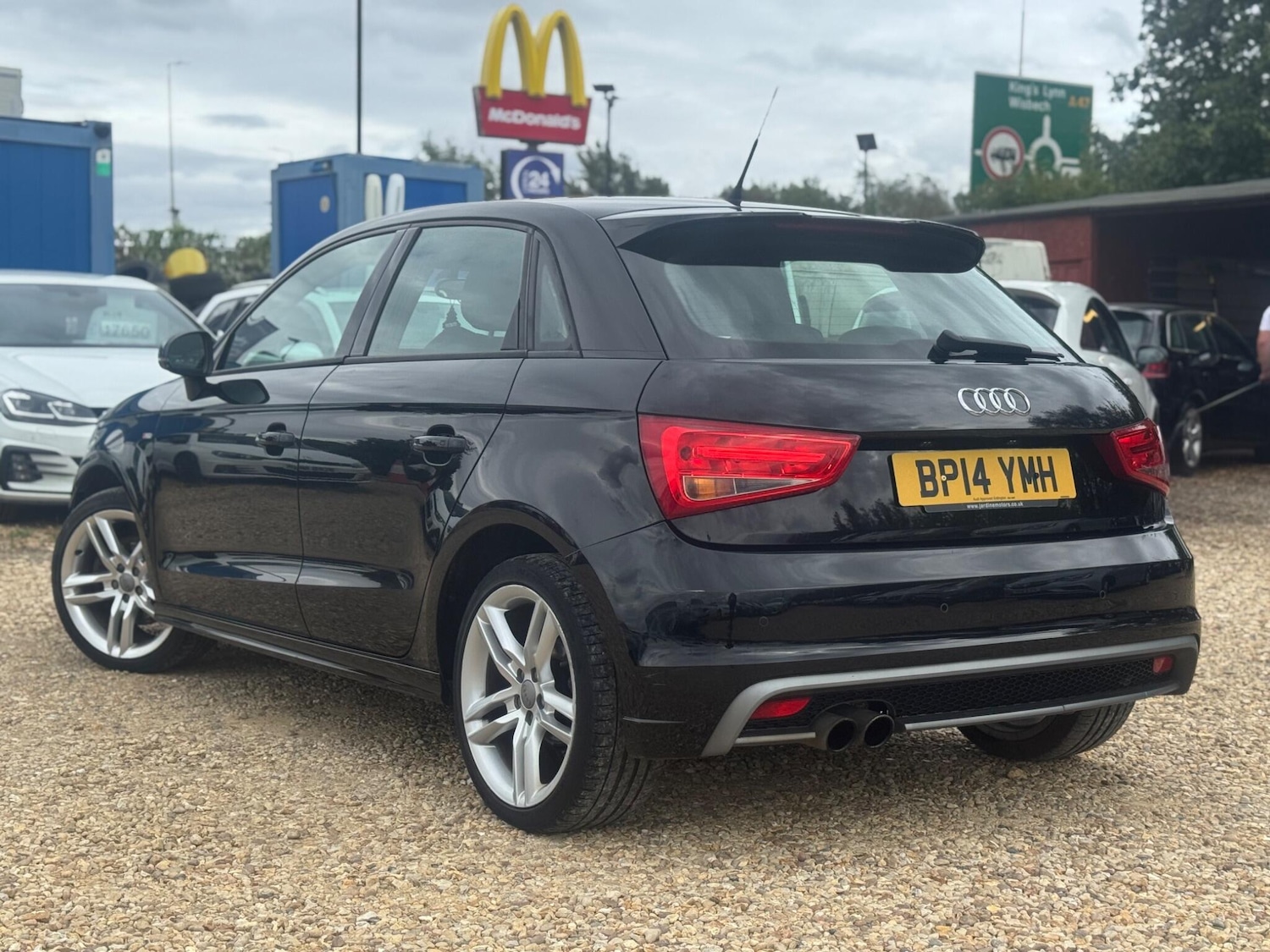 Used Audi A1 2014 for sale - 76989204: Photo 4