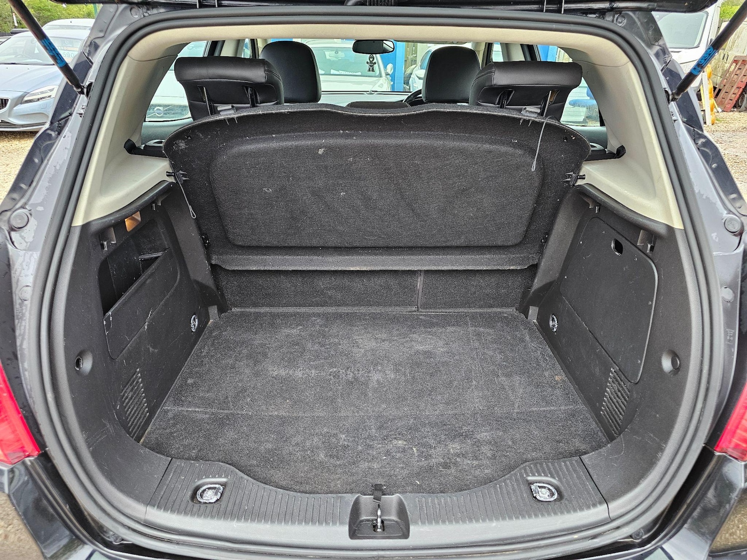 Vehicle 25