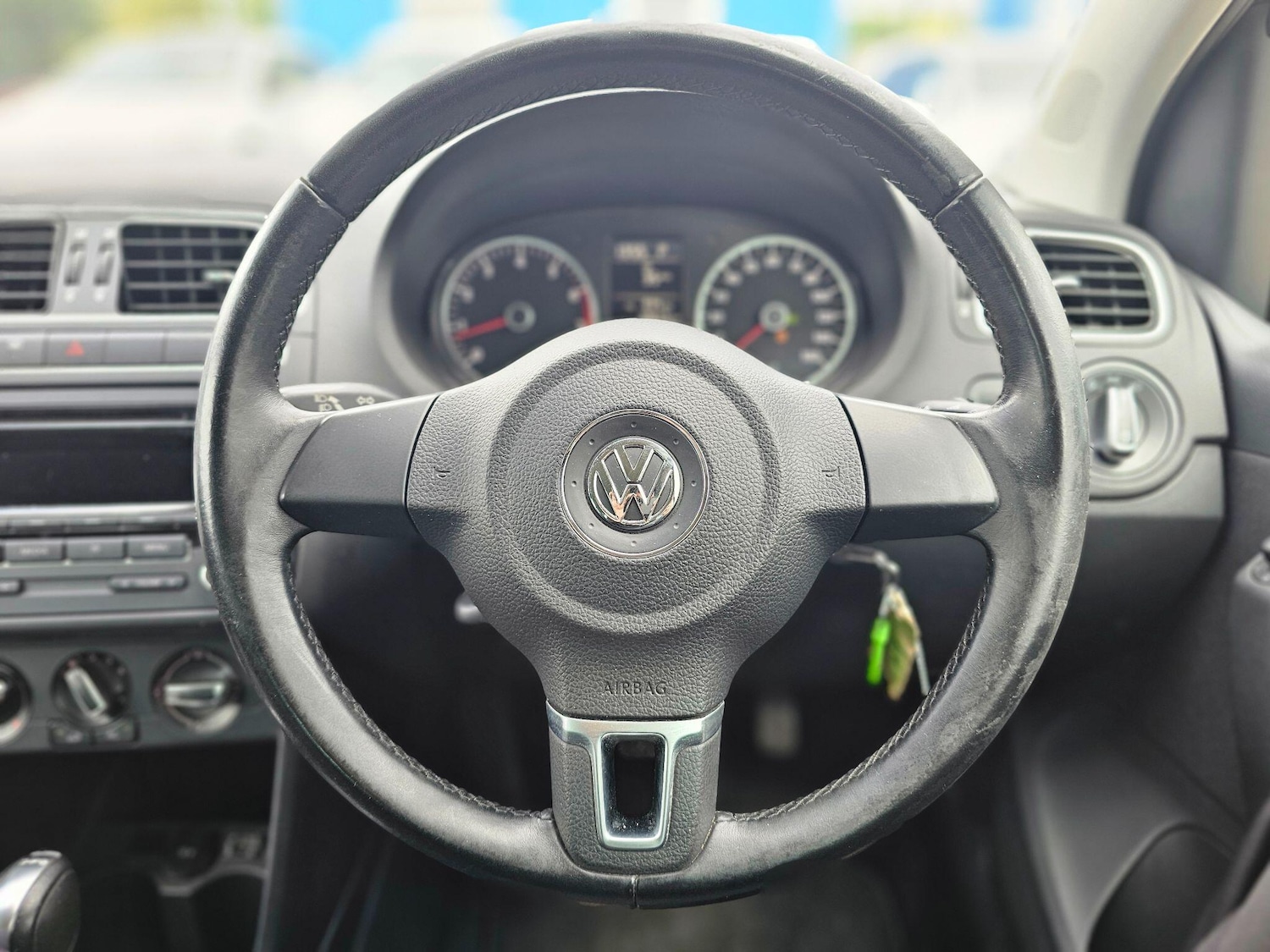 Used Volkswagen Polo 2011 for sale - 77783507: Photo 11