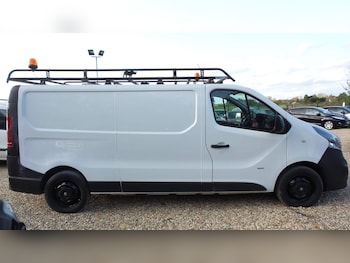 Used Vauxhall Vivaro 2017 for sale - 75492490: Photo