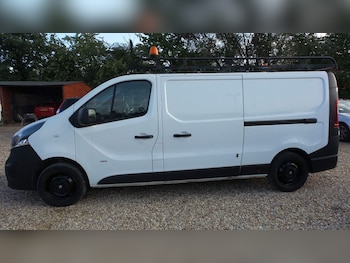 Used Vauxhall Vivaro 2017 for sale - 75492490: Photo