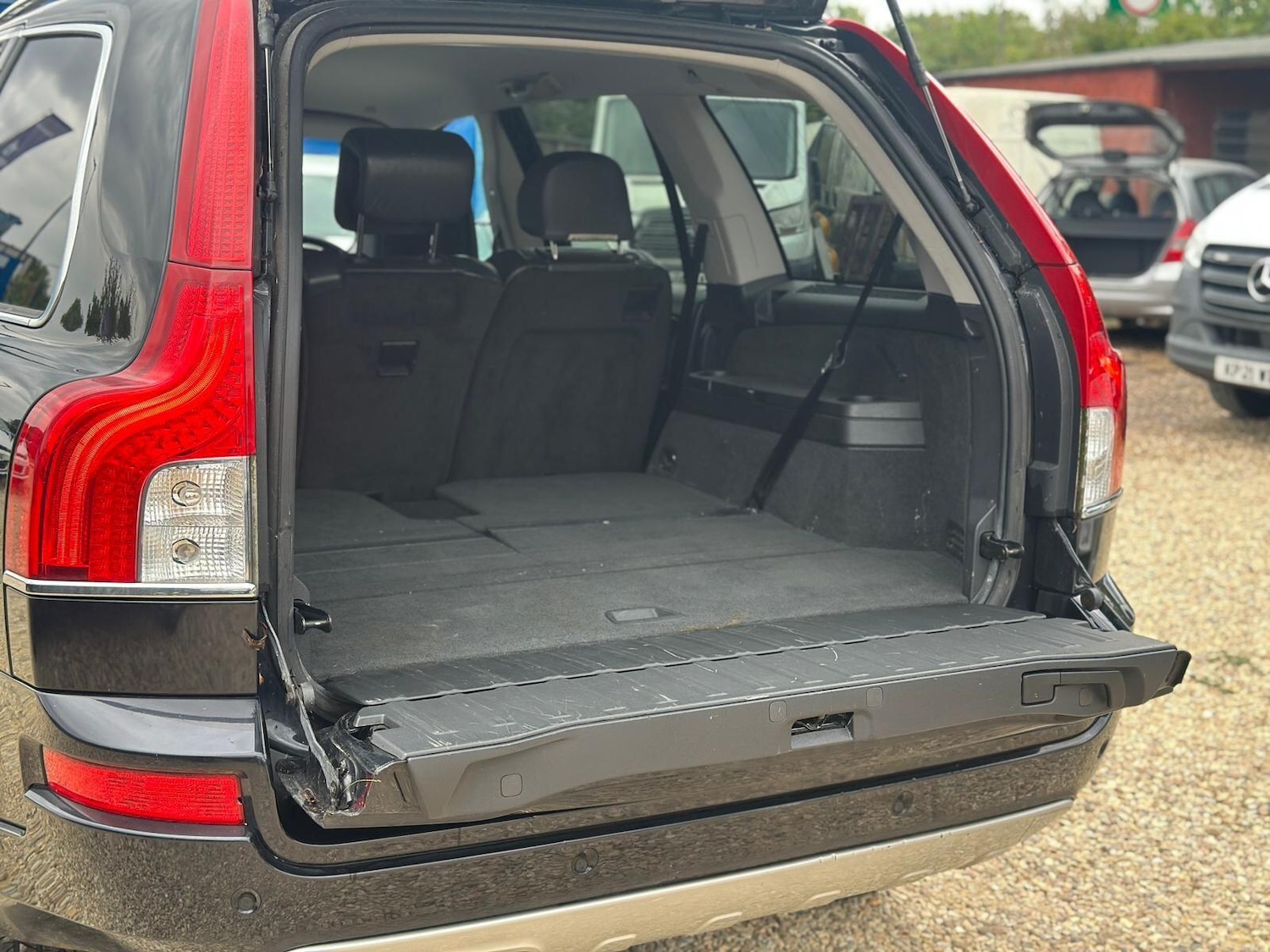 Used Volvo XC90 2012 for sale - 76993541: Photo 37