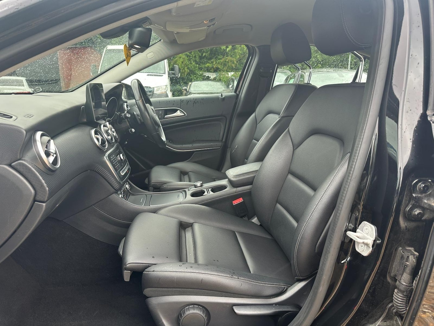 Used Mercedes-Benz A-Class 2017 for sale - 77017178: Photo 8