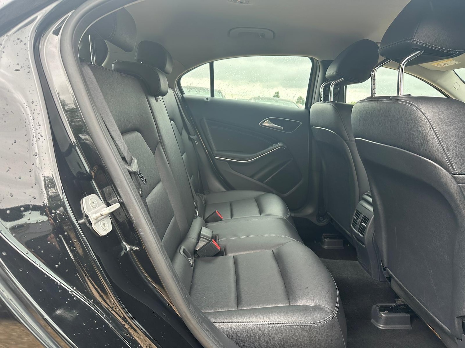 Used Mercedes-Benz A-Class 2017 for sale - 77017178: Photo 9