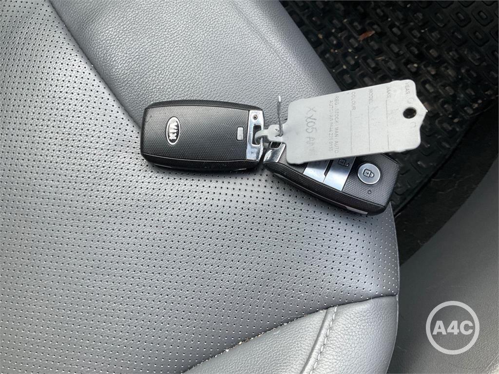 Used Kia Niro 2016 for sale - 77376063: Photo 12