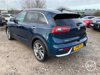 Used Kia Niro 2016 for sale - 77376063: Photo