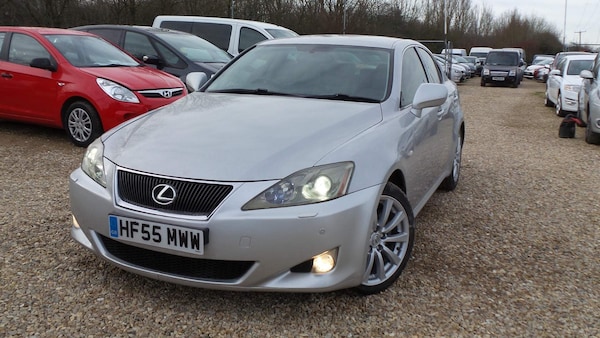 Used Lexus IS 2005 for sale - 71029772: Photo 2