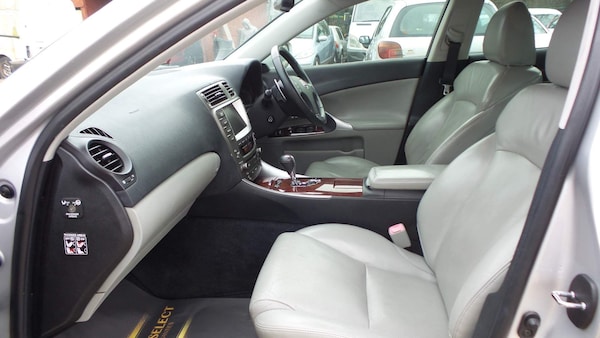 Used Lexus IS 2005 for sale - 71029772: Photo 8