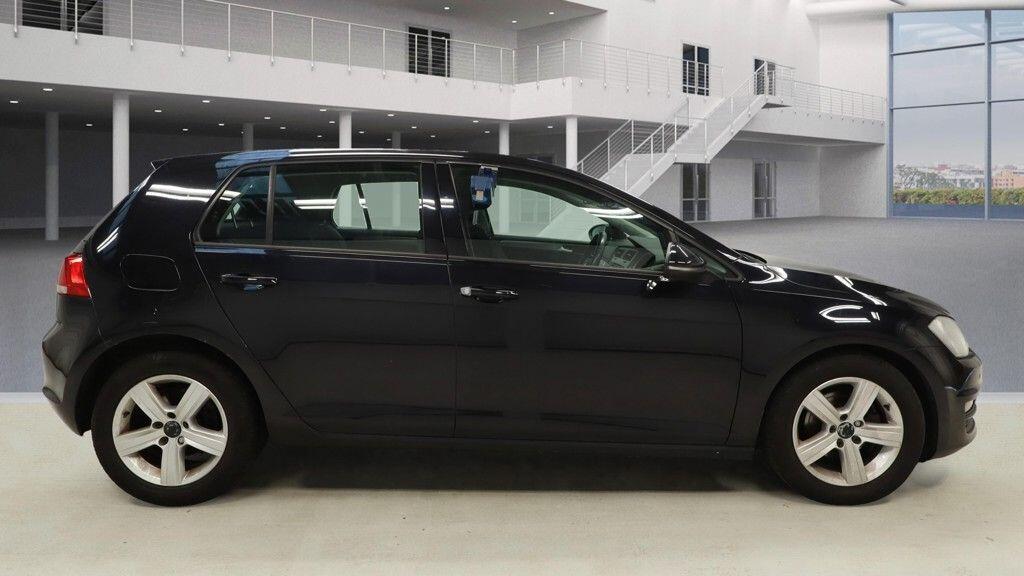 Used Volkswagen Golf 2014 for sale - 76644654: Photo 5