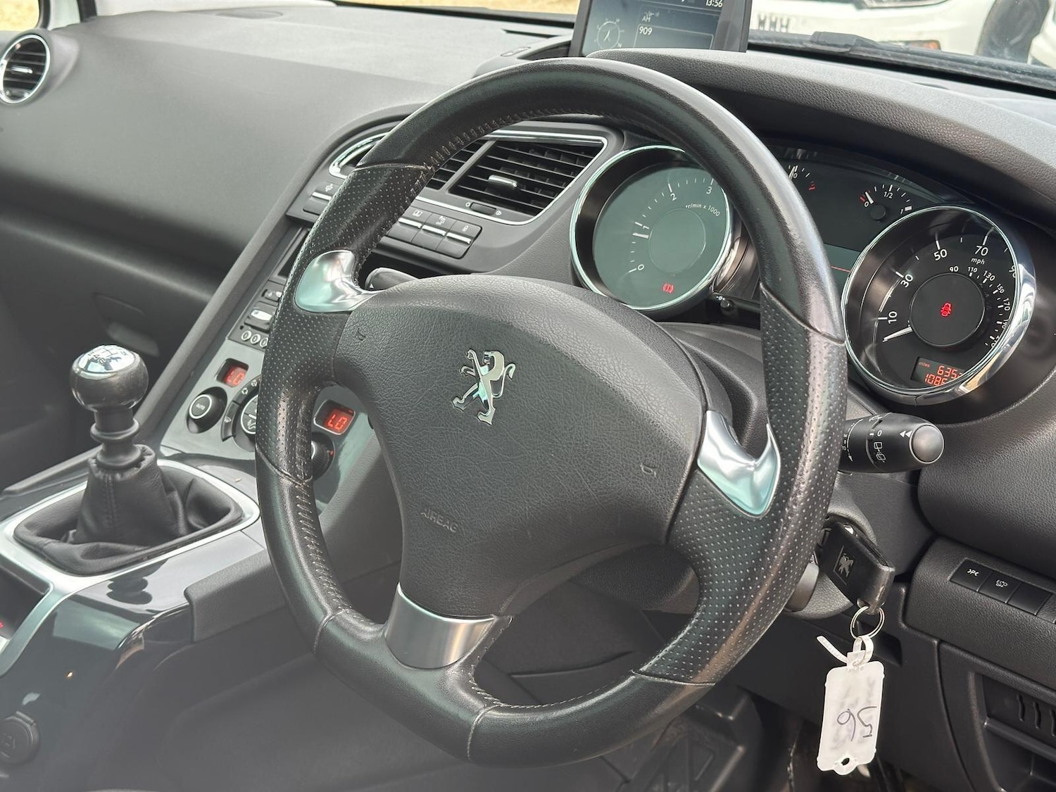 Used Peugeot 5008 2016 for sale - 77807754: Photo 10