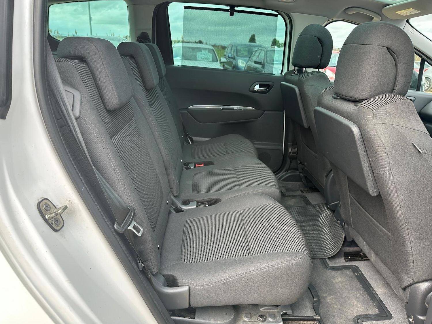 Used Peugeot 5008 2016 for sale - 77807754: Photo 7