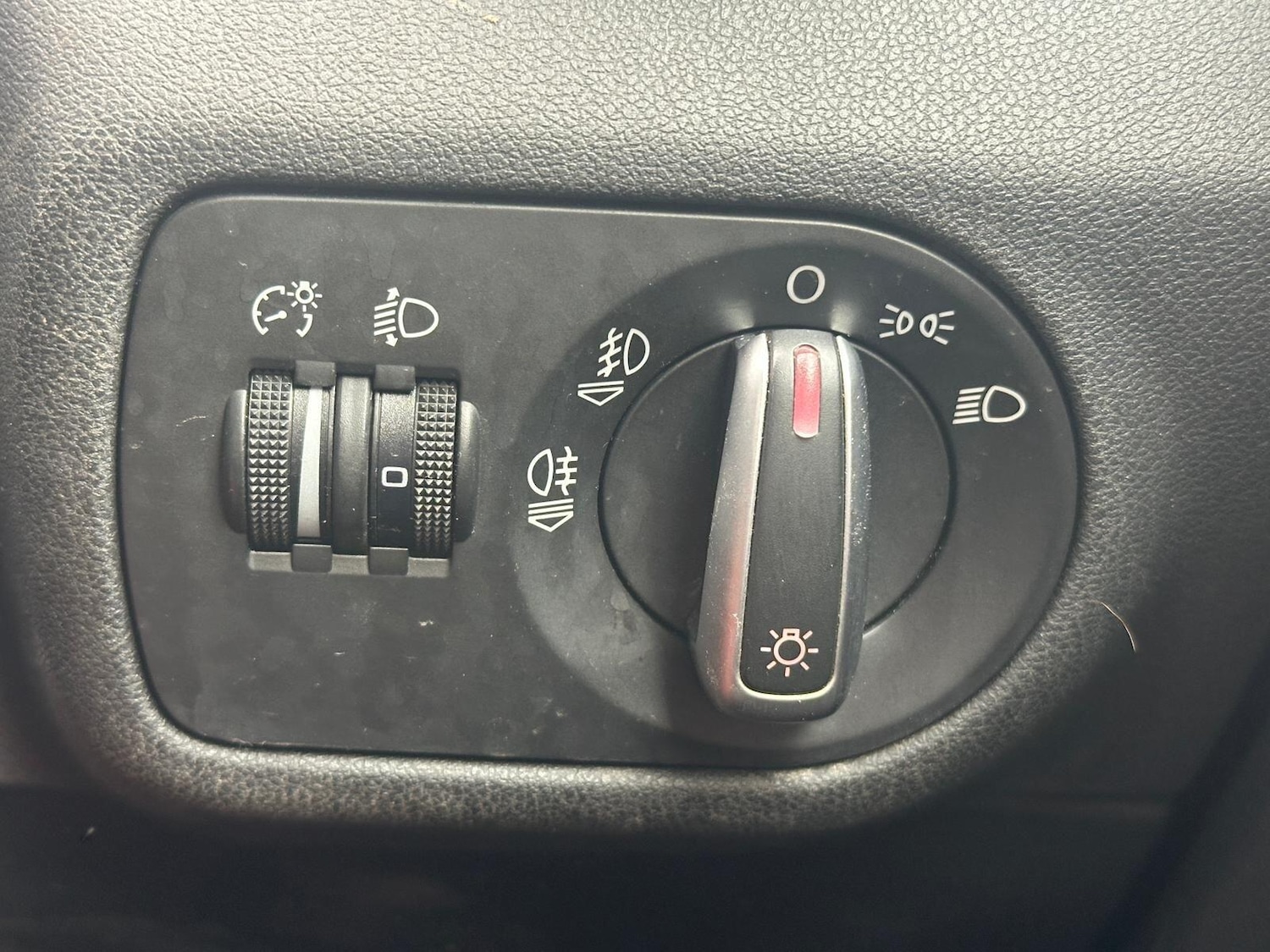 Used Audi A1 2012 for sale - 75857979: Photo 15