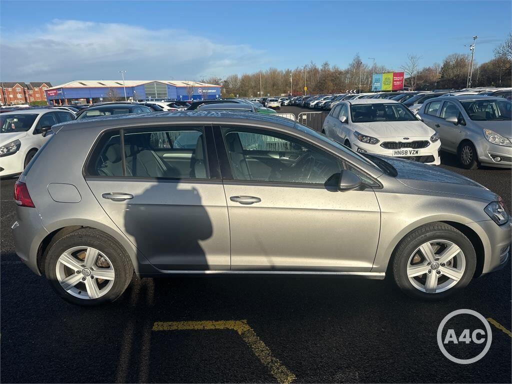 Used Volkswagen Golf 2015 for sale - 76866412: Photo 6