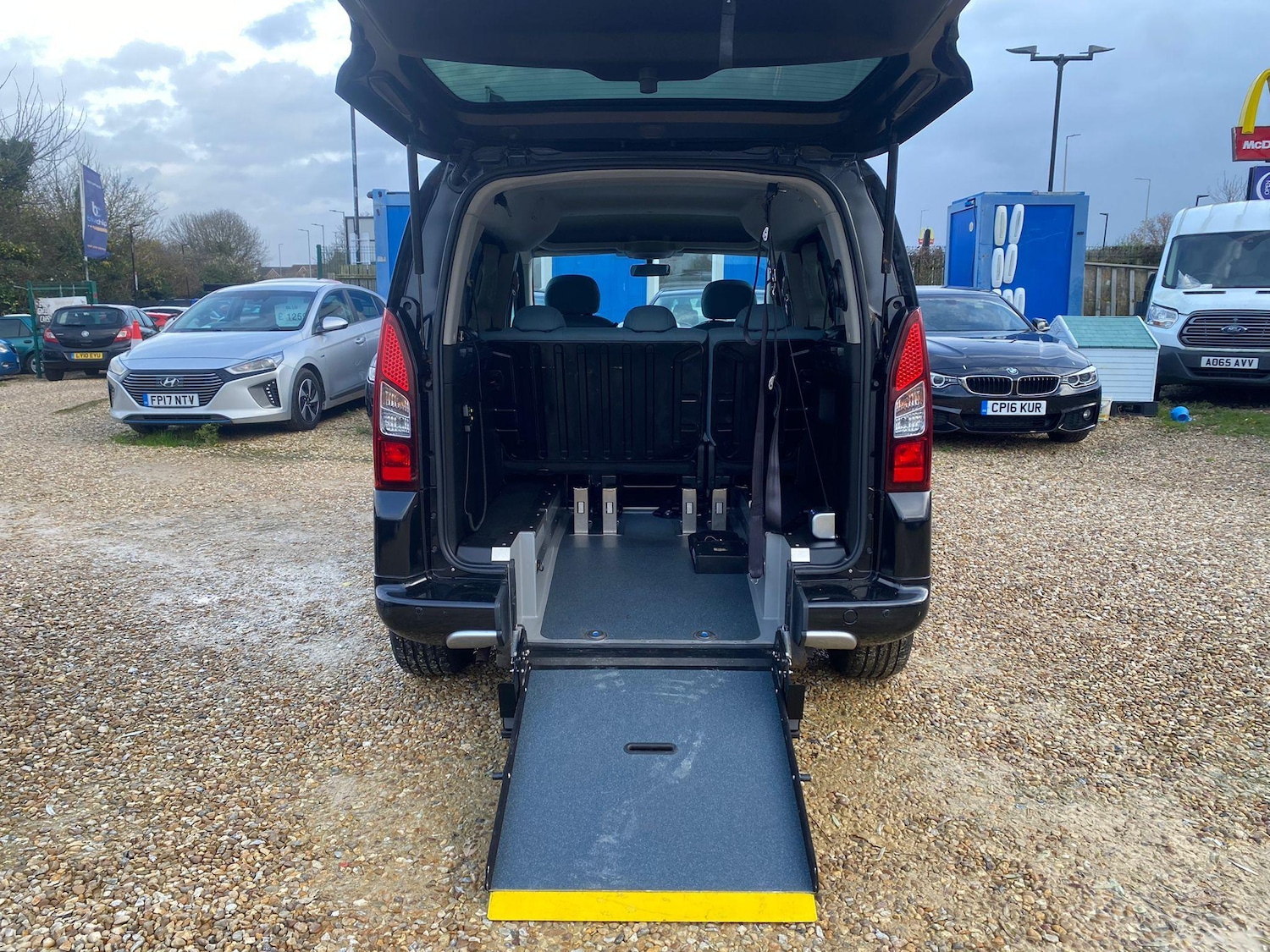 Used Citroen Berlingo Multispace 2014 for sale - 76990416: Photo 11