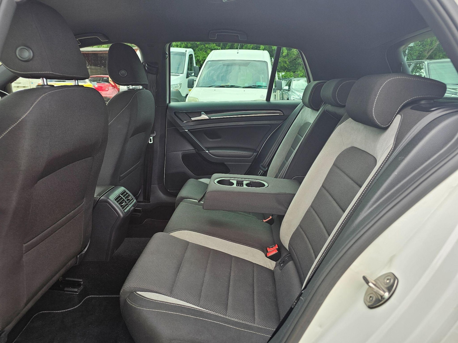 Used Volkswagen Golf 2015 for sale - 77704844: Photo 10