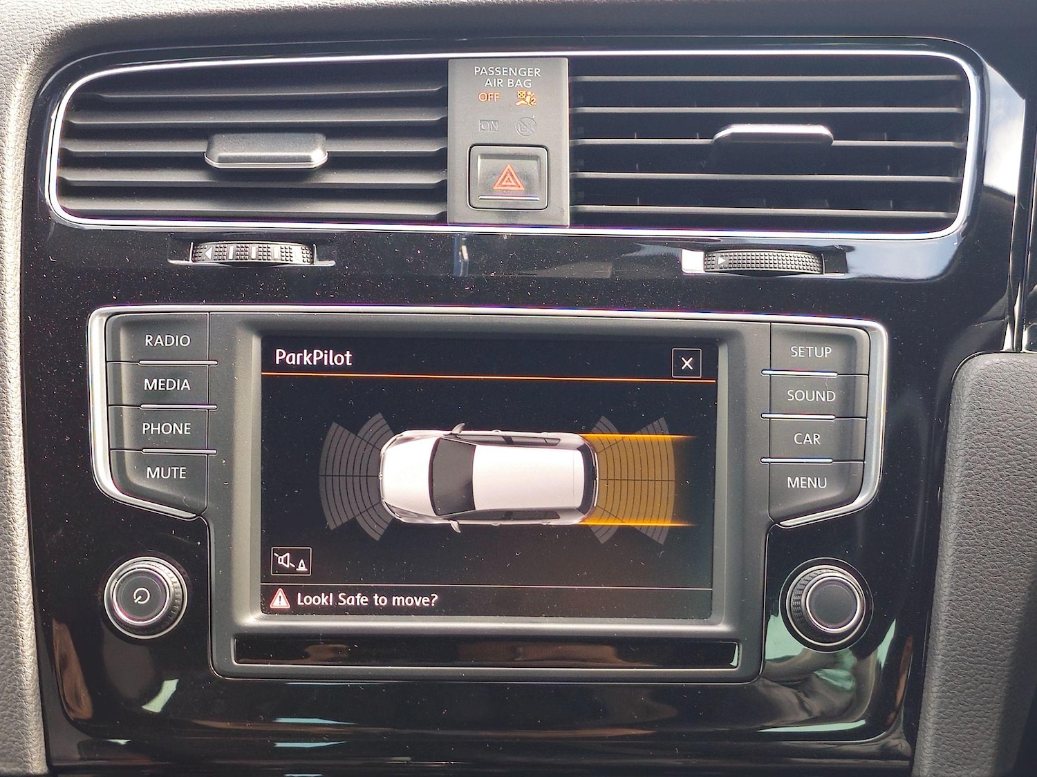 Used Volkswagen Golf 2015 for sale - 77704844: Photo 21