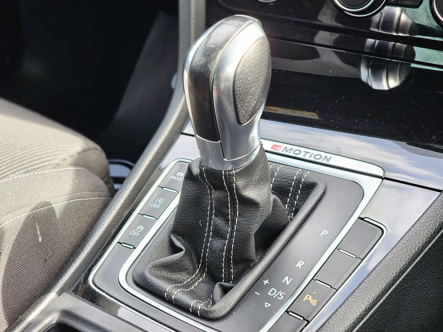 Used Volkswagen Golf 2015 for sale - 77704844: Photo 23