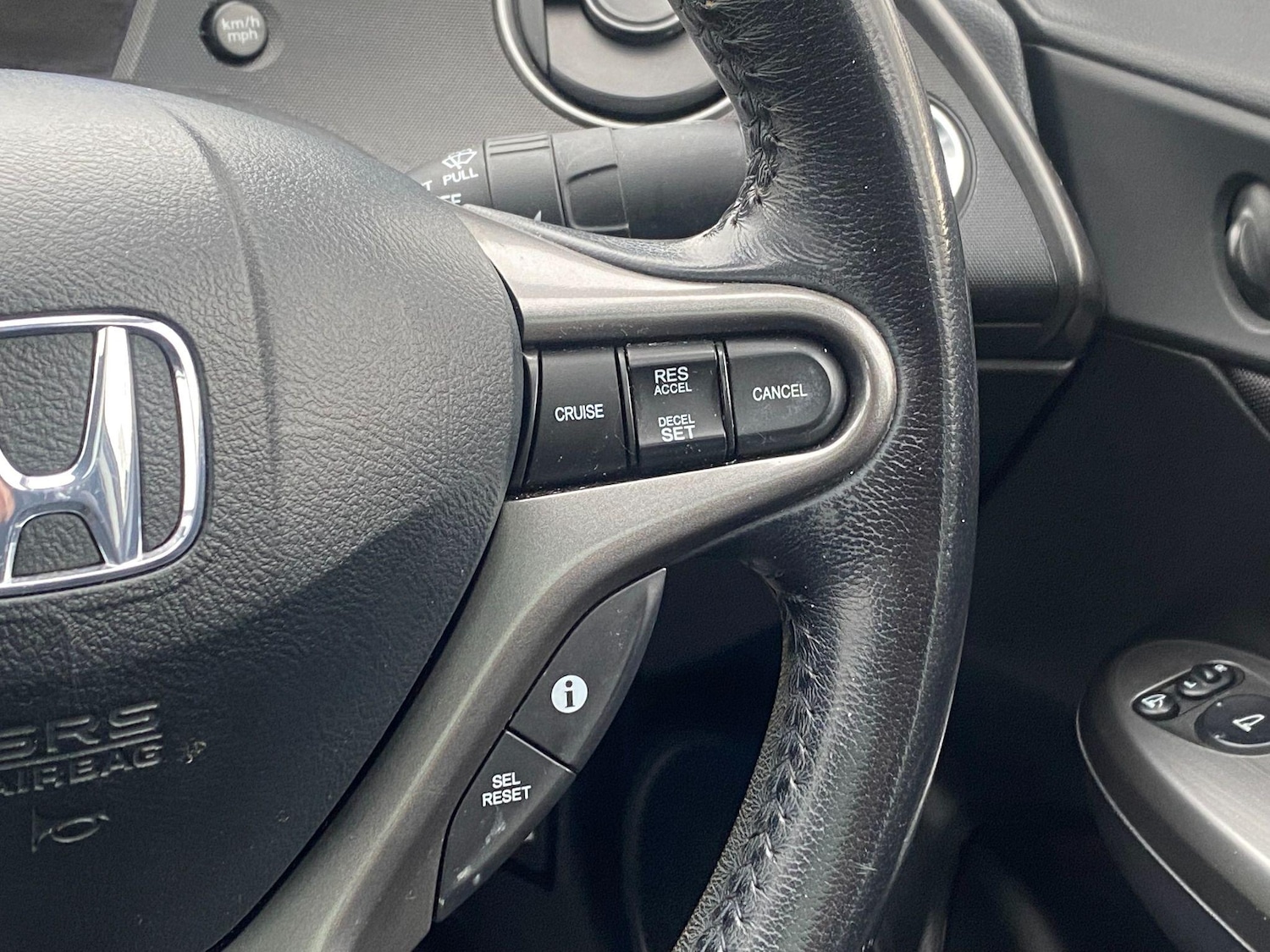 Used Honda Civic 2010 for sale - 76702323: Photo 17