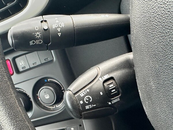 Used Citroen C3 Picasso 2012 for sale - 74788477: Photo 15