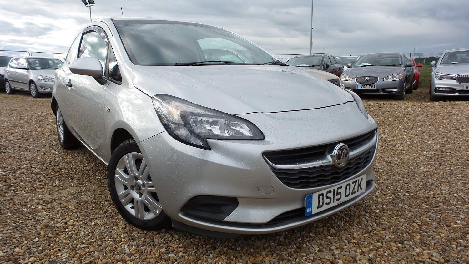 Used Vauxhall Corsa Van 2015 for sale - 76123045: Photo 1
