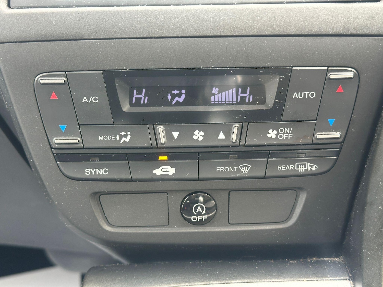 Used Honda Civic 2014 for sale - 76250948: Photo 14
