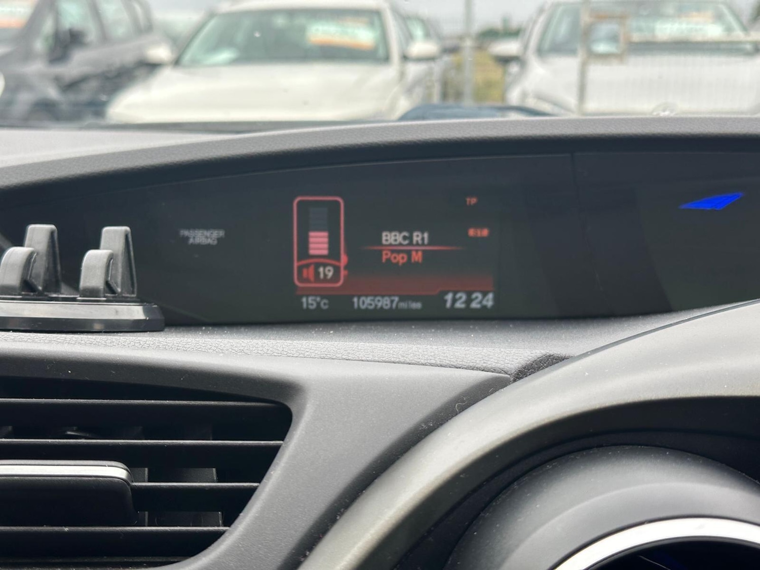 Used Honda Civic 2014 for sale - 76250948: Photo 26