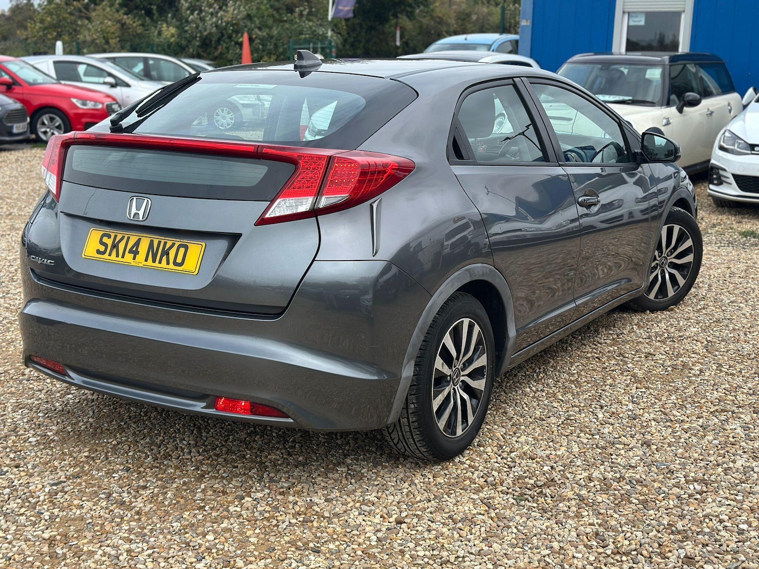 Used Honda Civic 2014 for sale - 76250948: Photo 3