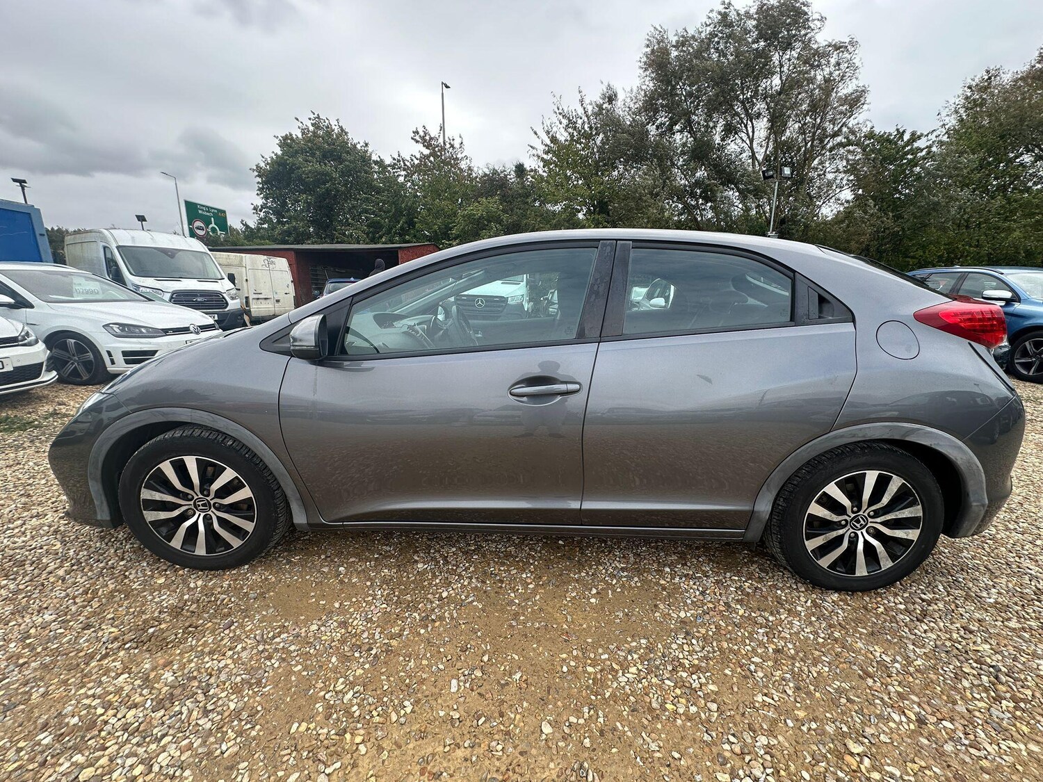 Used Honda Civic 2014 for sale - 76250948: Photo 6