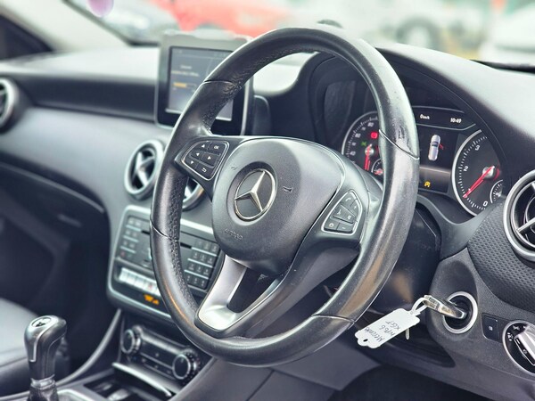 Used Mercedes-Benz A-Class 2017 for sale - 76122960: Photo 11
