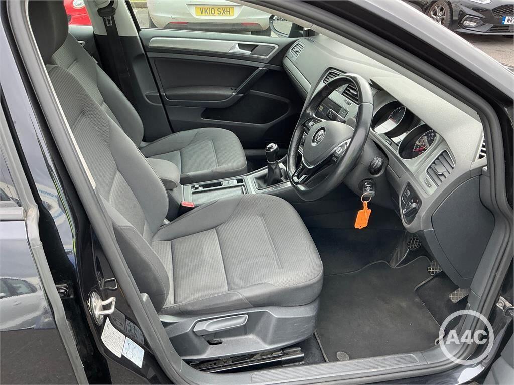 Used Volkswagen Golf 2016 for sale - 77978432: Photo 4