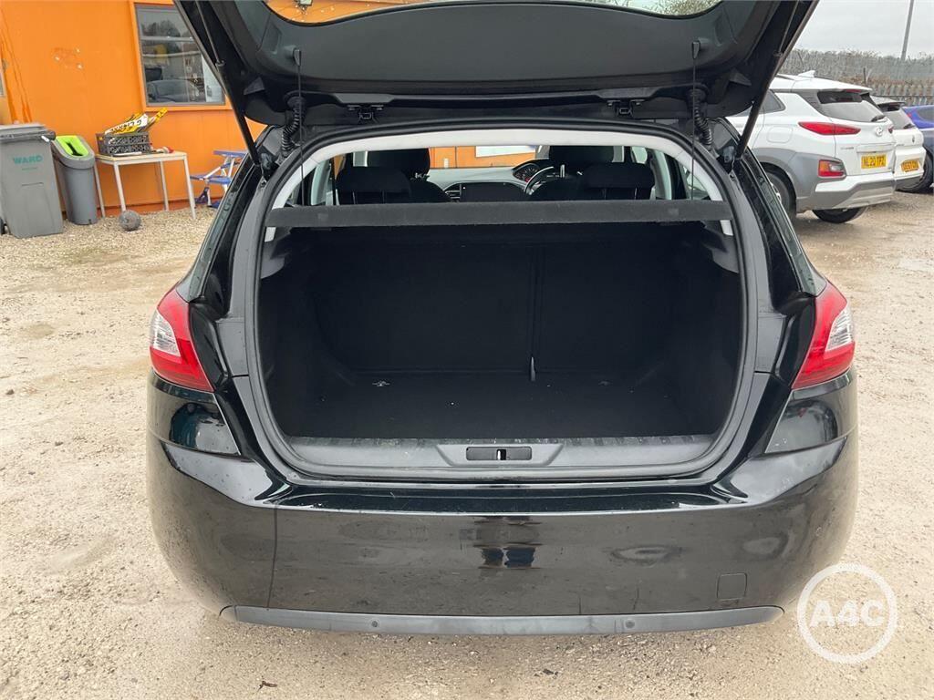 Used Peugeot 308 2016 for sale - 77511168: Photo 13