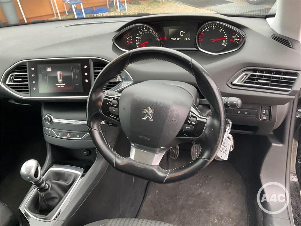 Used Peugeot 308 2016 for sale - 77511168: Photo 9
